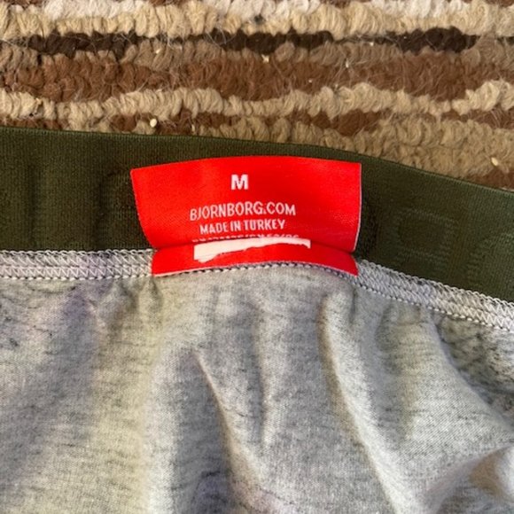 Mens Shorts Medium - Picture 3 of 4